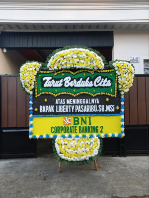 Papan Bunga Duka di Ayip